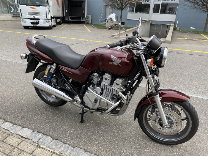 Photo of HONDA CB 750 (1996)