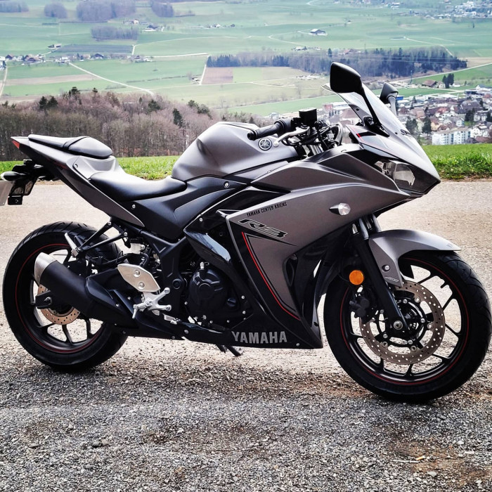 Picture of YAMAHA YZF-R3 (2018)