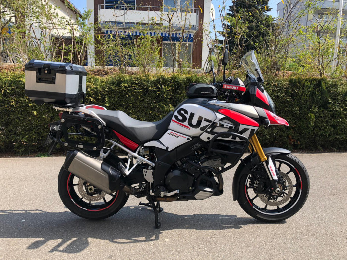 Photo of SUZUKI DL 1000 (2016)