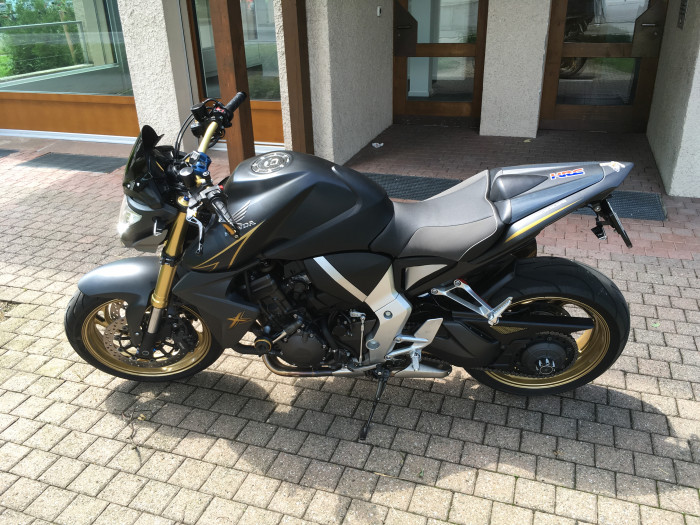 Photo of HONDA CBR 1000 (2012)