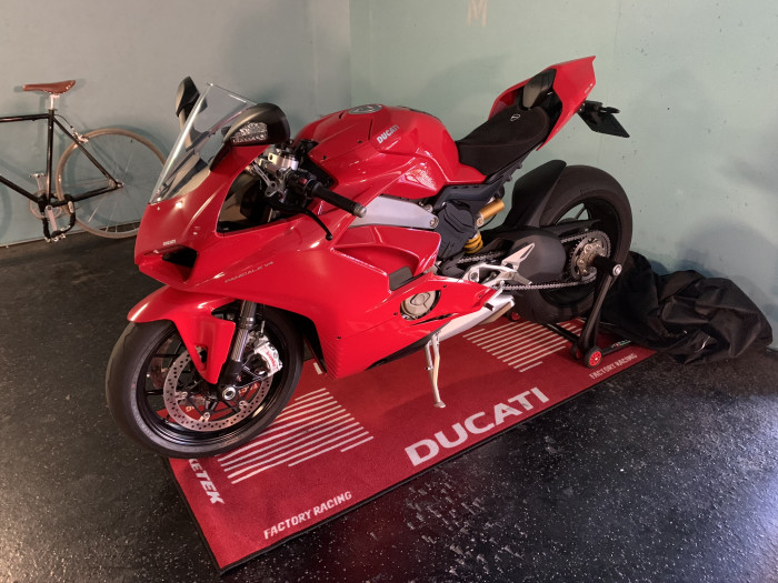 Picture of DUCATI PANIGALE V4 (2018)