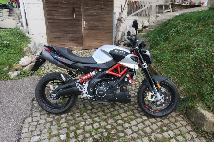 Photo of APRILIA Shiver 900 (2017)