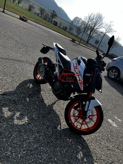 Photo of KTM 390 Duke (2020)