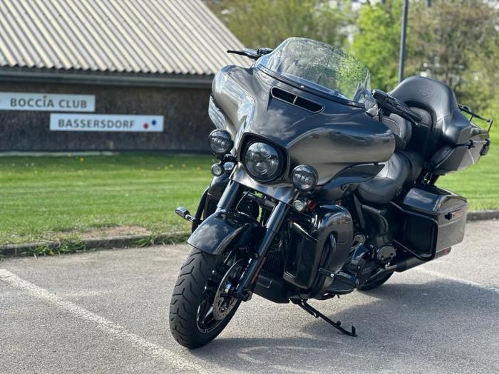 Picture of HARLEY-DAVIDSON CVO (2018)