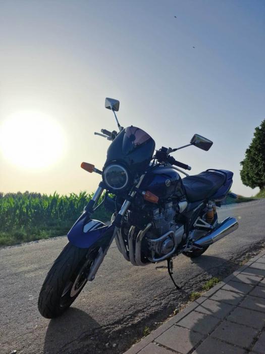 Photo of YAMAHA XJR 1300 (2005)