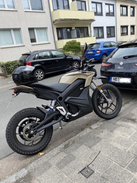 Photo of ZERO MOTORCYCLES ZERO DS (2022)