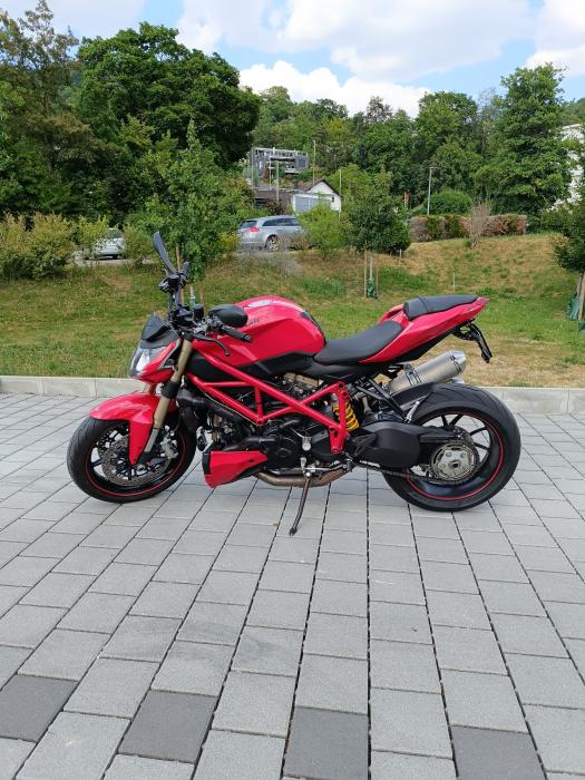 Picture of DUCATI STREETFIGHTER (2012)