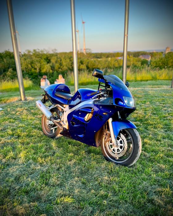 Photo of SUZUKI GSX-R 600 (1997)