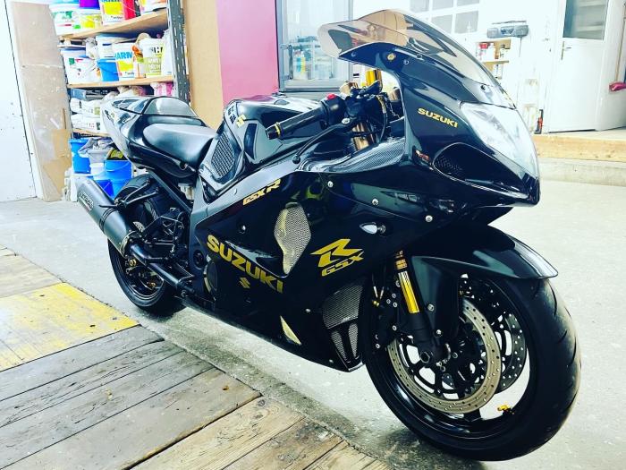 Photo of SUZUKI GSX-R 1000 (2001)