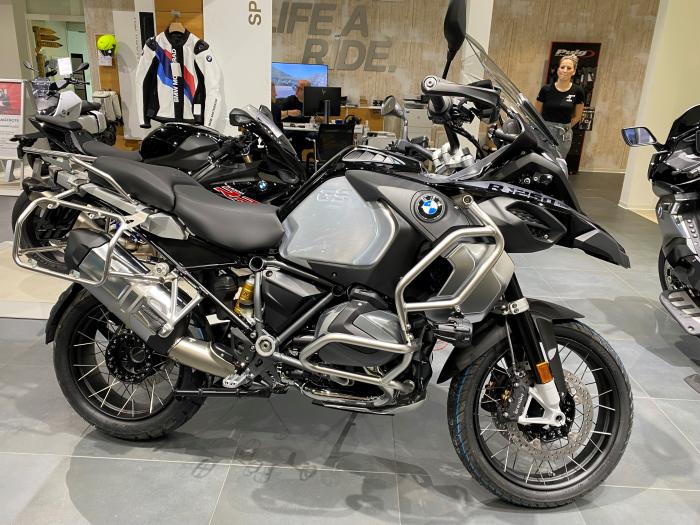 Photo of BMW R-SERIE (2022)