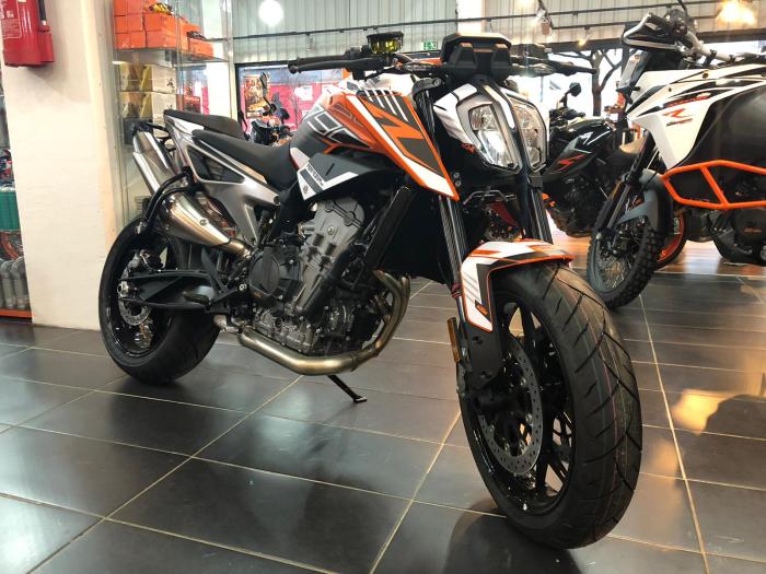 Photo of KTM 790 Duke (2018)