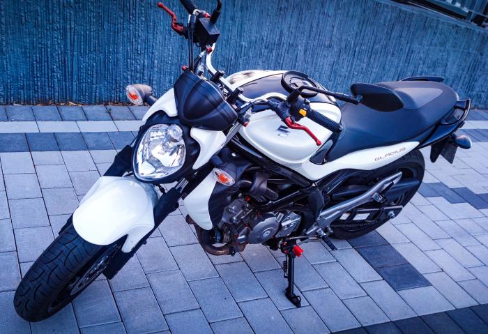 Photo of SUZUKI SFV (2012)