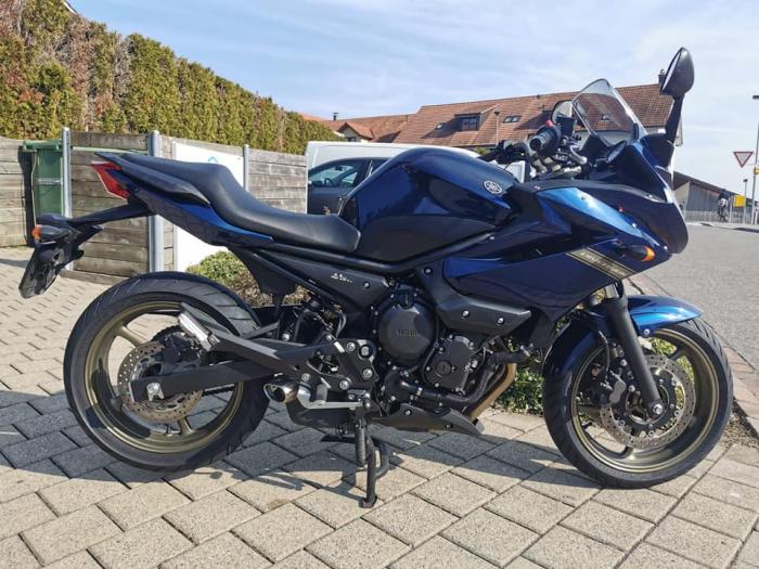 Photo of YAMAHA XJ 6 (2015)