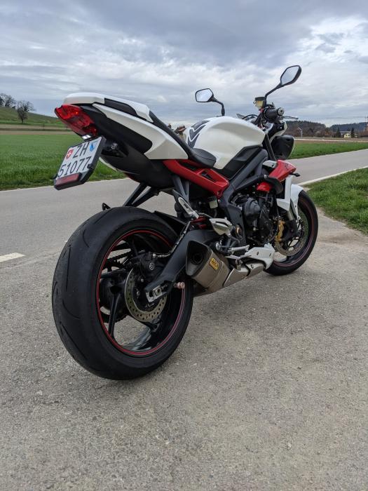 Photo of TRIUMPH Street Triple (2014)