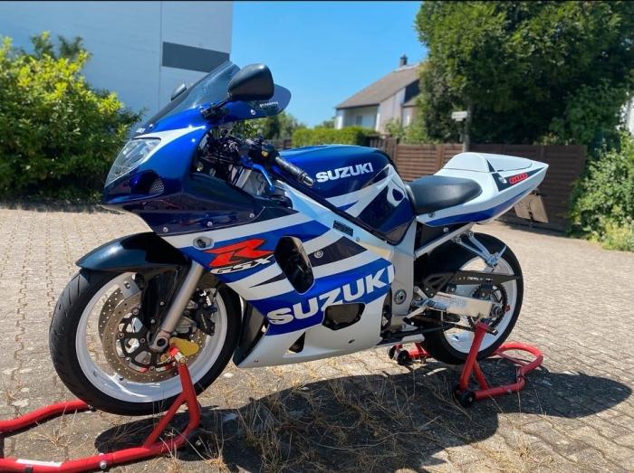 Photo of SUZUKI GSX-R 600 (2003)