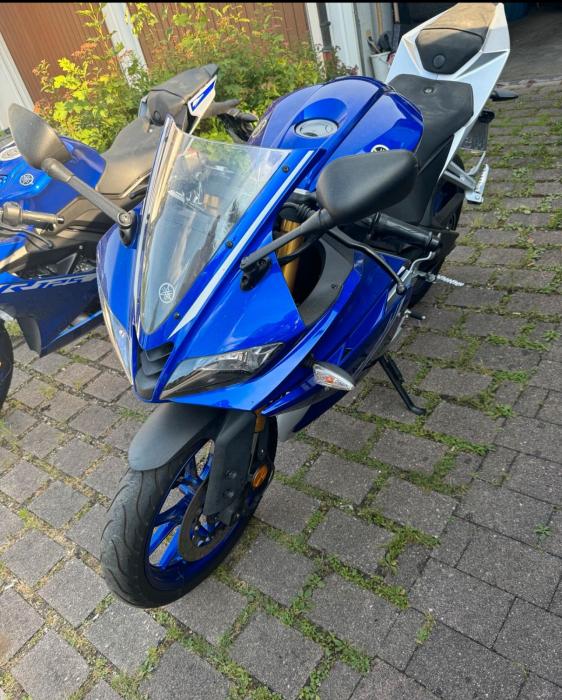 Photo of YAMAHA YZF-R 125 (2018)