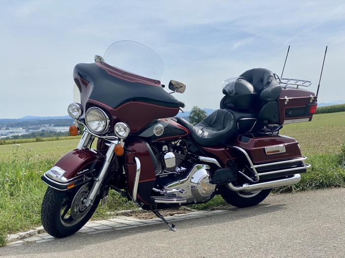 Photo of HARLEY-DAVIDSON FLH (2002)