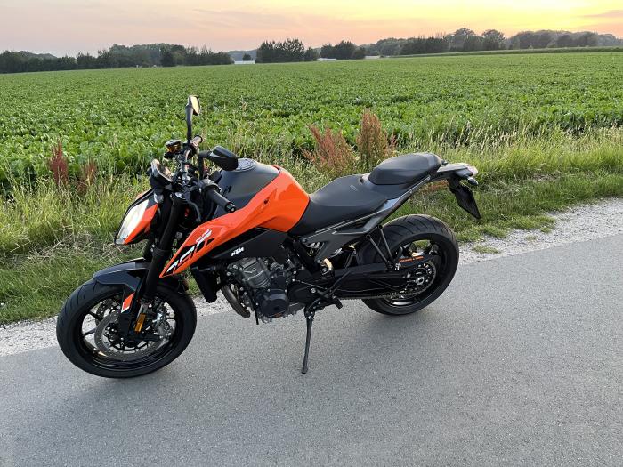 Photo of KTM 790 Duke (2023)