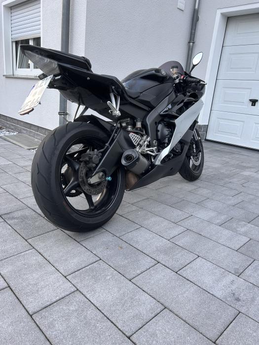 Photo of YAMAHA YZF-R6 (2007)