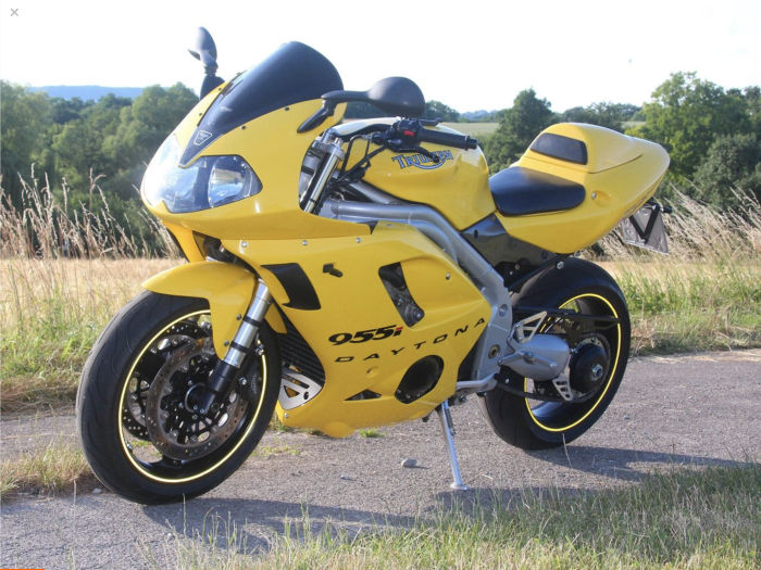 Photo of TRIUMPH Daytona (2004)