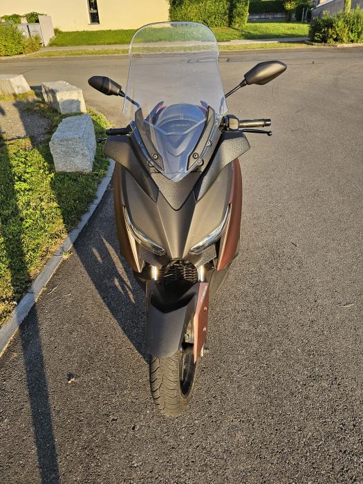 Photo of YAMAHA X-MAX (2018)