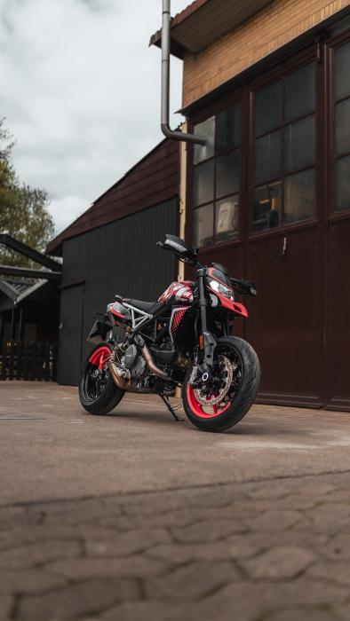 Photo of DUCATI HYPERMOTARD 950 (2023)