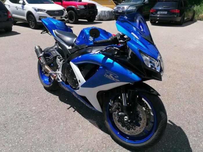 Photo of SUZUKI GSX-R 750 (2009)