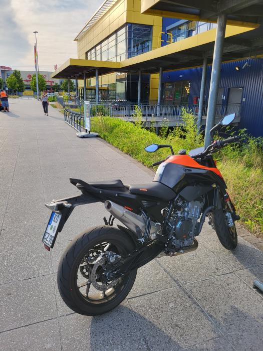 Photo of KTM 890 Duke (2022)