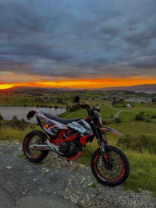 Photo of KTM 690 SMC R (2018)