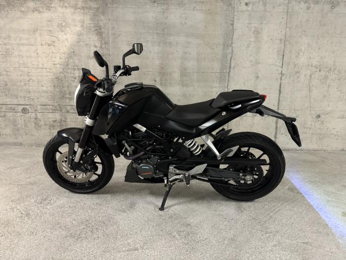 Photo of KTM 125 Duke (2016)