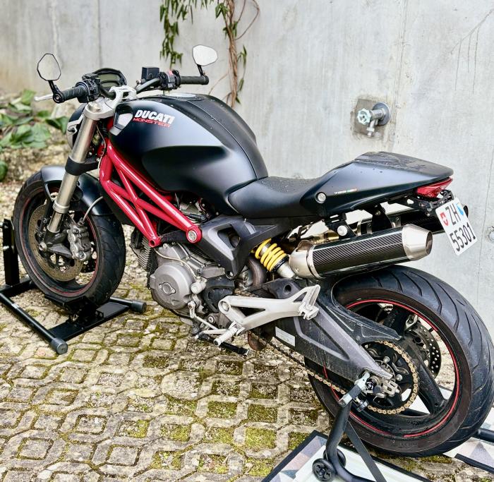 Photo of DUCATI MONSTER 696 (2011)