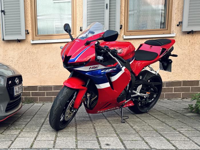 Photo of HONDA CBR 600 (2024)