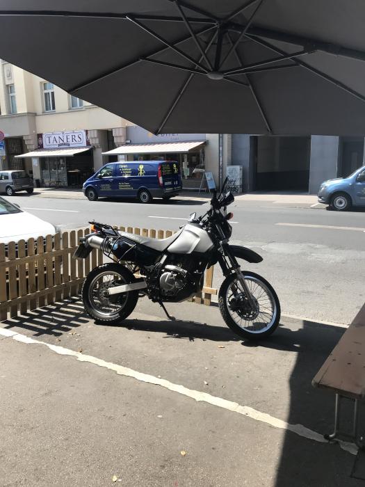 Photo of SUZUKI DR 650 (1997)