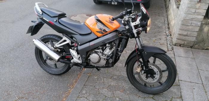Photo of HONDA CBR 125 (2004)