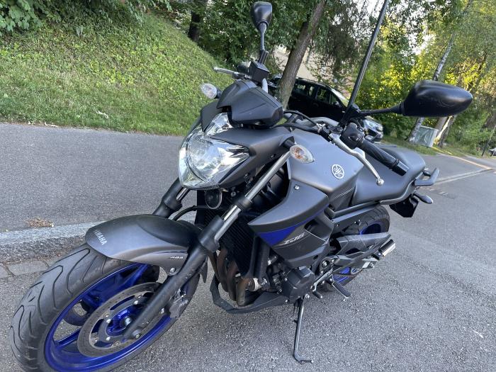 Picture of YAMAHA XJ 6 (2013)