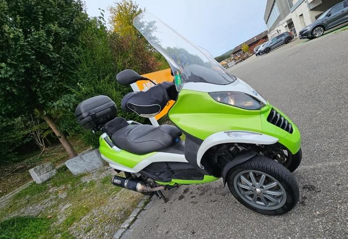Picture of PIAGGIO MP3 (2007)