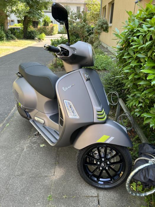 Photo of PIAGGIO Vespa GTS (2022)
