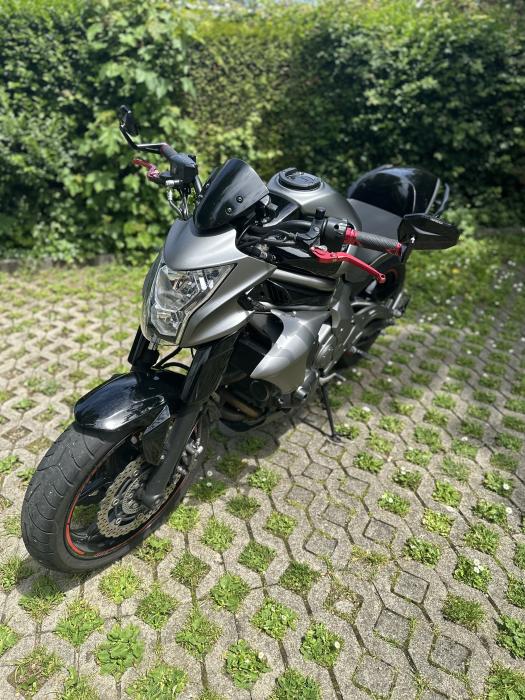 Picture of KAWASAKI ER-6 (2012)