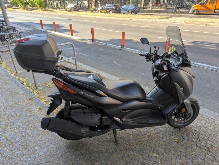 Photo of YAMAHA X-MAX (2019)