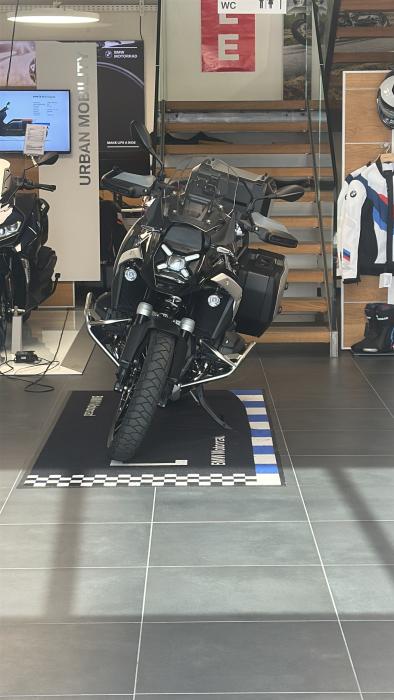 Photo of BMW S-SERIE (2023)