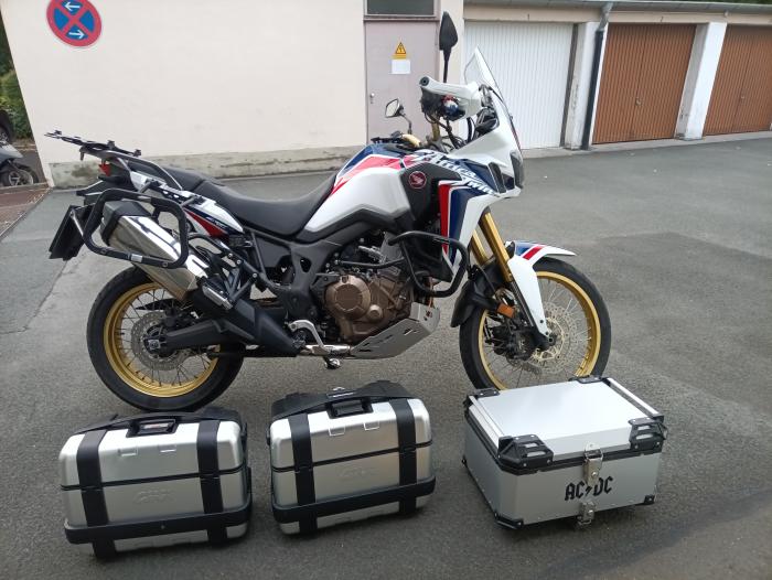 Photo of HONDA CRF 1000 (2017)