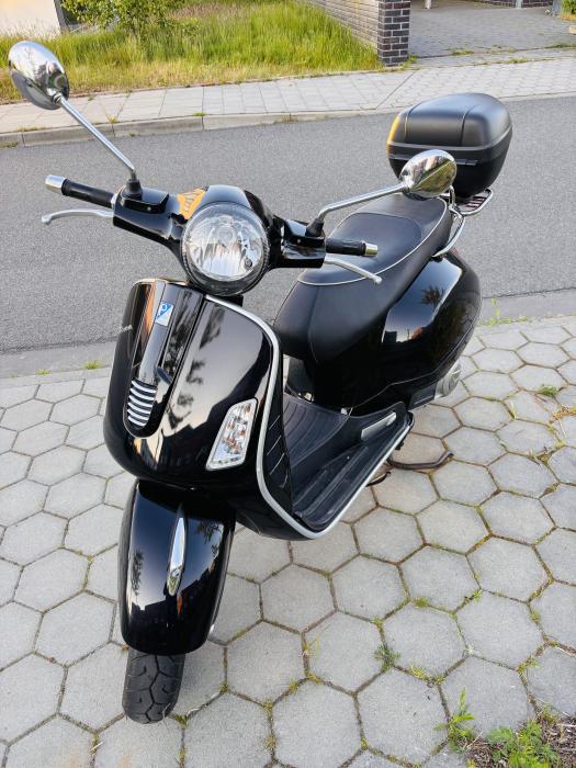 Photo of PIAGGIO Vespa GTS (2010)