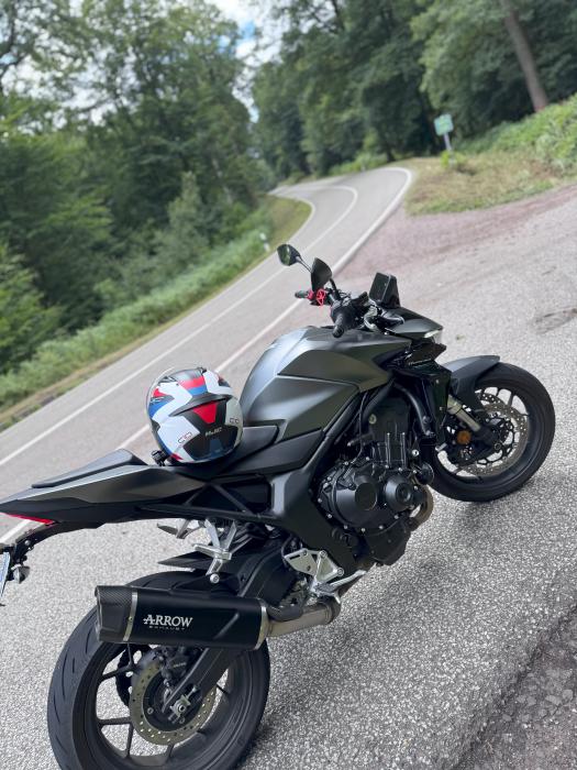 Photo of HONDA CB 1000 (2025)