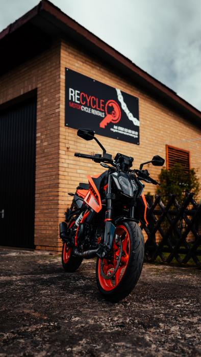 Photo of KTM 390 Duke (2024)