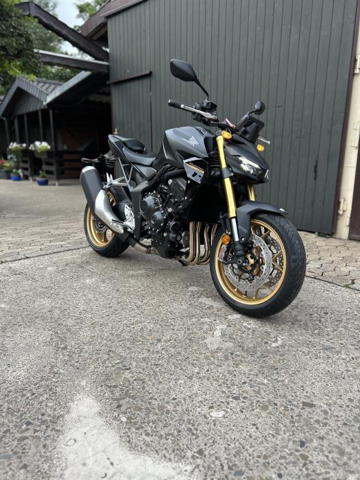 Photo of HONDA CB 1000 (2025)