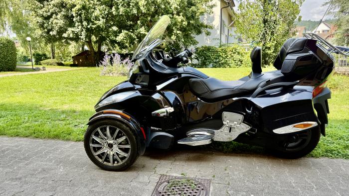 Photo of CAN-AM Spyder (2014)