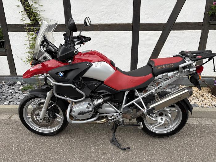 Photo of BMW R 1200 (2004)