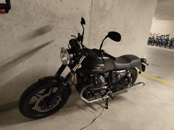Photo of MOTO GUZZI V7 (2017)