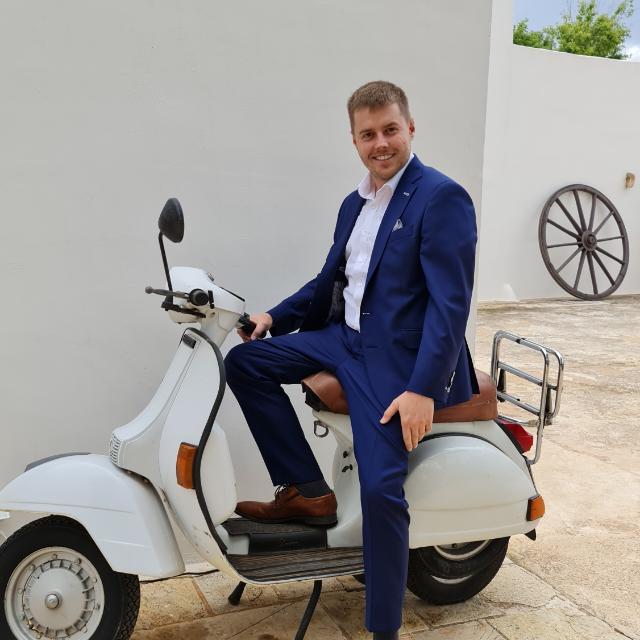 Profile picture of Sebastian