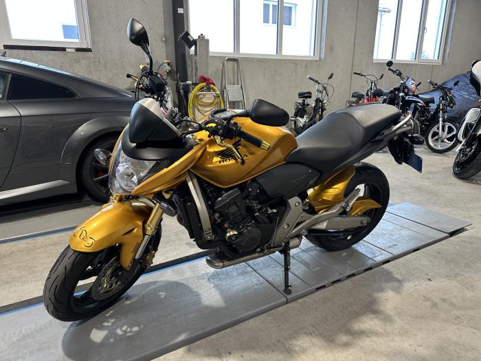 Photo of HONDA CB 600 (2008)